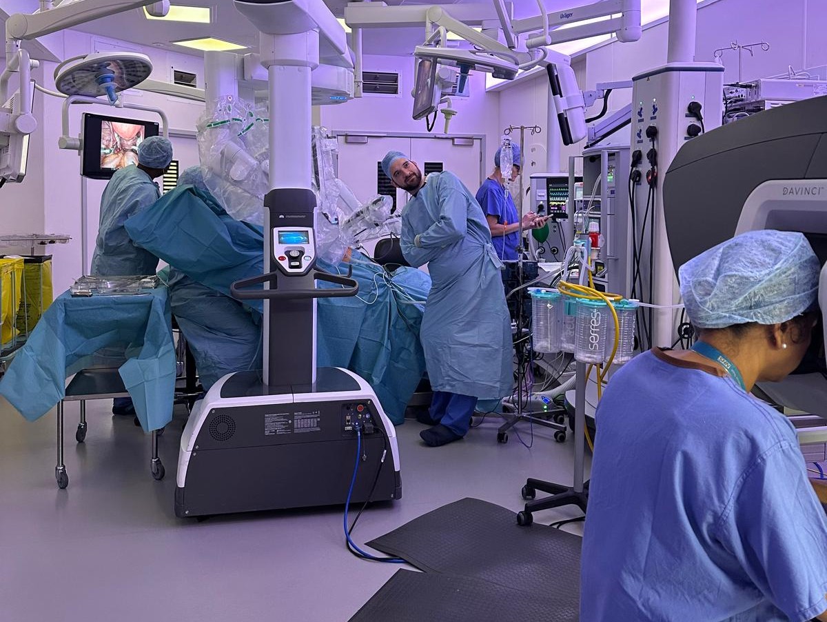 A Team of Robot-Assisted Minimal Access Surgery Specialists